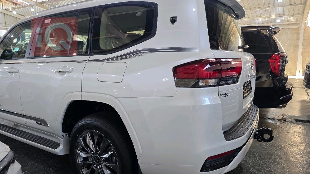 تويوتا لاندكروزر